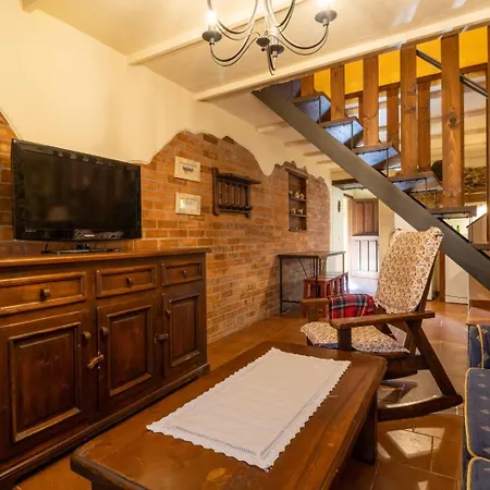 La Casona Del Cura 2, Lirio * Pravia